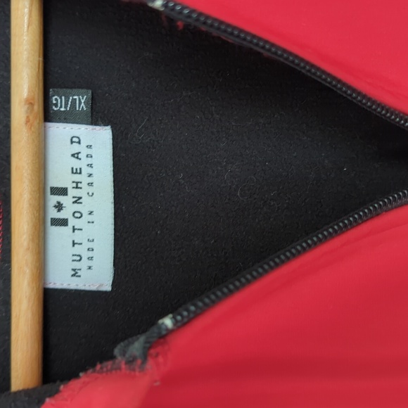 Men's full zip red muttonhead sweater in XL waterproof - Picture 2 of 3